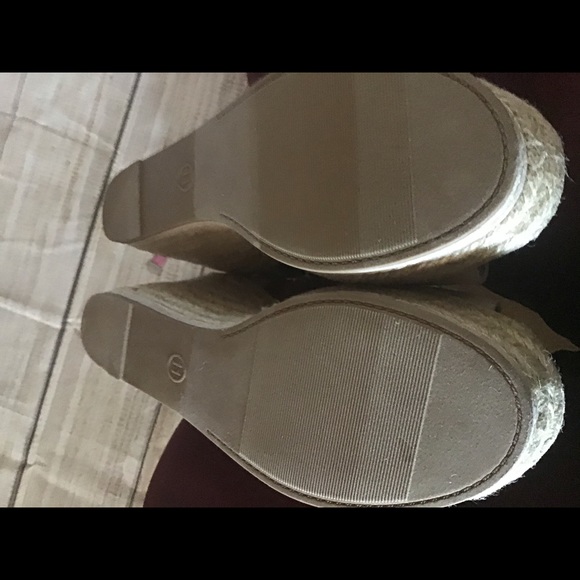 Universal Thread Wedge Sandal size 11 NWT - Picture 6 of 8